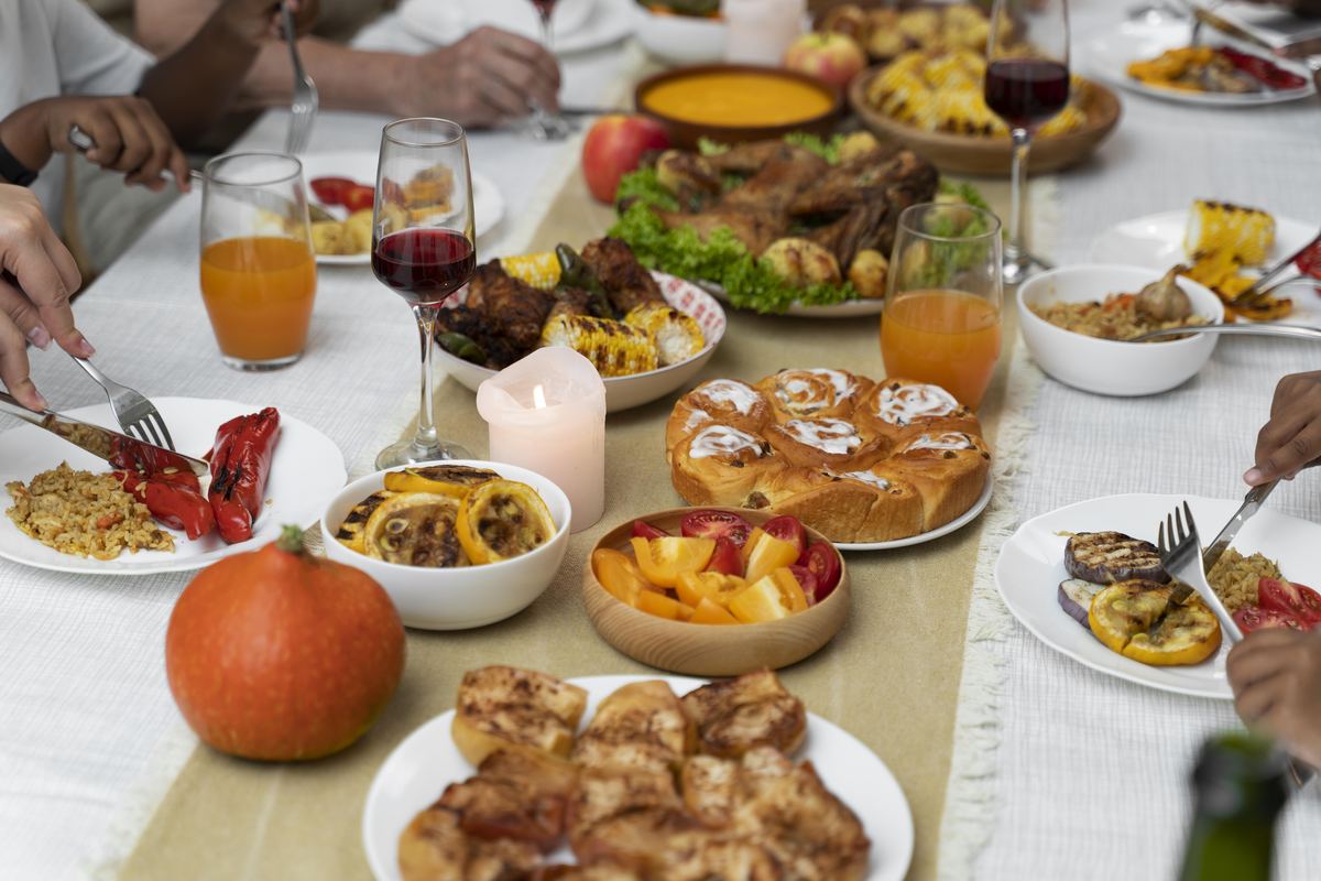 friendsgiving party ideas for adults